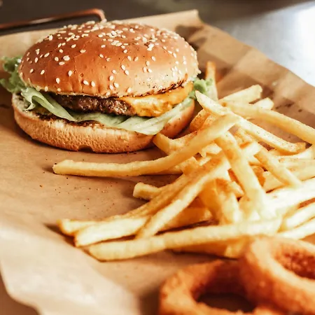 מלון Puerhayal *