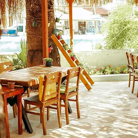 Puerhayal * Çeşme